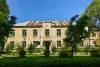 1956年建成的供应科
（现校园服务保障部 基建管理处）。